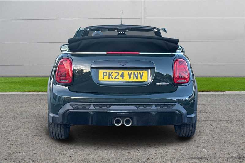 Used MINI Convertible 2024 for sale - 76441959: Photo 4