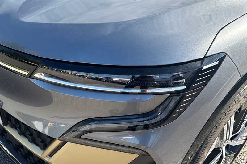 Used Renault Megane E Tech 2023 for sale - 75980238: Photo 13