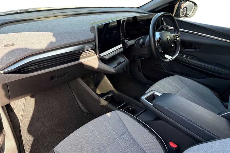 Used Renault Megane E Tech 2023 for sale - 75980238: Photo 7