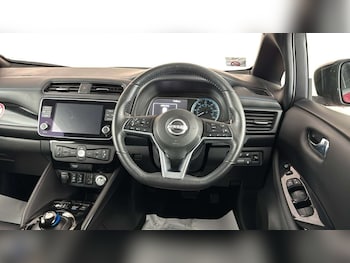 Used Nissan Leaf 2022 for sale - 77526422: Photo