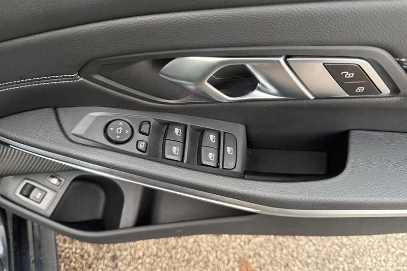 Used BMW 3 Series 2021 for sale - 76661309: Photo 18