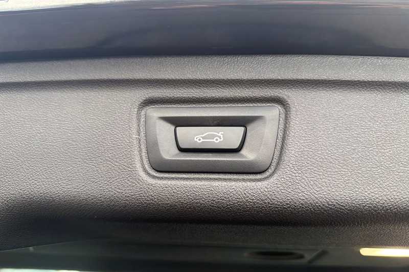 Used BMW 3 Series 2021 for sale - 76661309: Photo 21