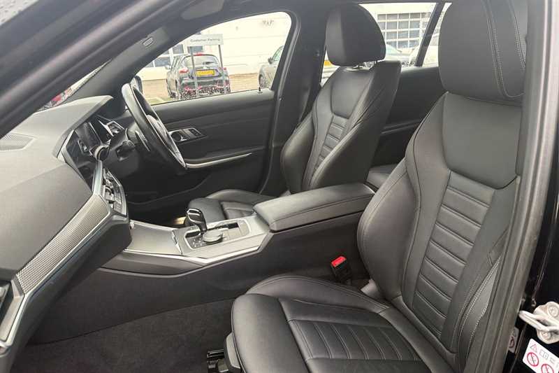 Used BMW 3 Series 2021 for sale - 76661309: Photo 32