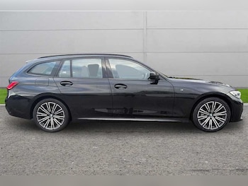 Used BMW 3 Series 2021 for sale - 76661309: Photo