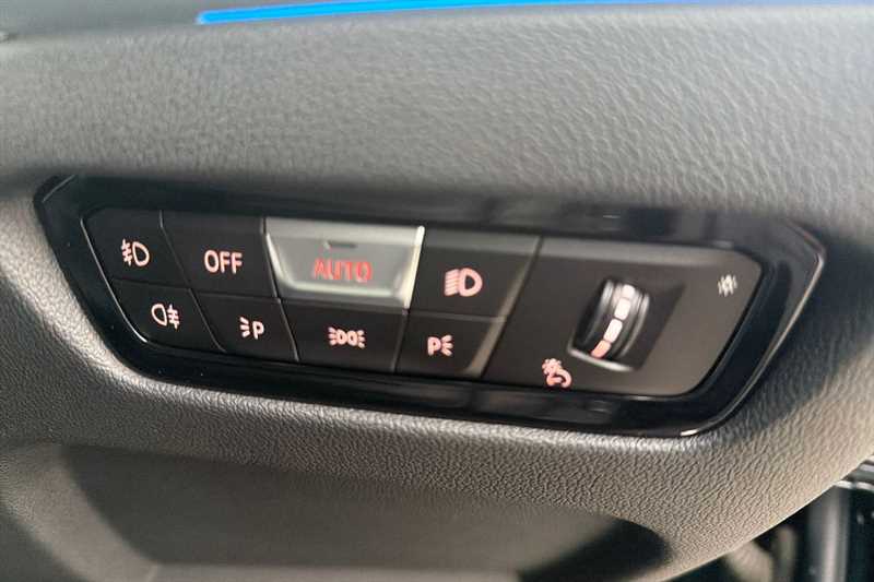 Used BMW 3 Series 2021 for sale - 76661309: Photo 40