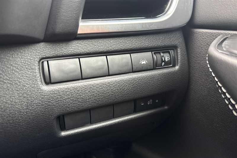 Used Nissan Qashqai 2023 for sale - 76022100: Photo 40