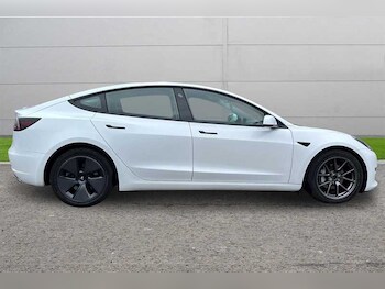 Used Tesla Model 3 2022 for sale - 77648382: Photo