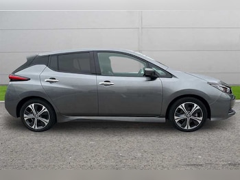 Used Nissan Leaf 2021 for sale - 77698454: Photo