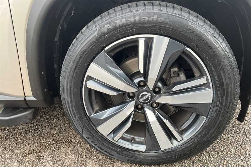 Used Nissan X-Trail for sale - 76705784: Photo 25