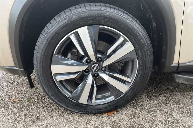 Used Nissan X-Trail for sale - 76705784: Photo 26