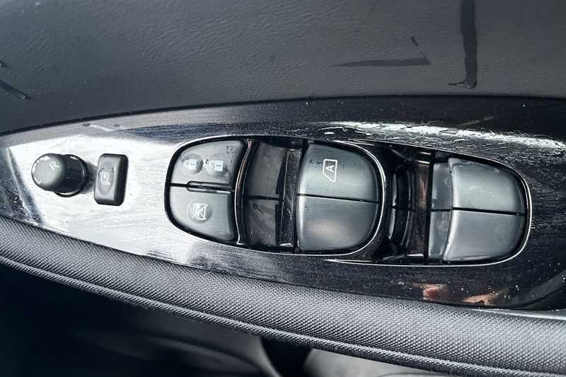 Used Nissan Leaf 2022 for sale - 77360753: Photo 18