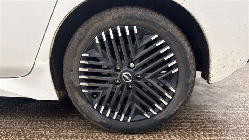 Used Nissan Leaf 2022 for sale - 77360753: Photo 7