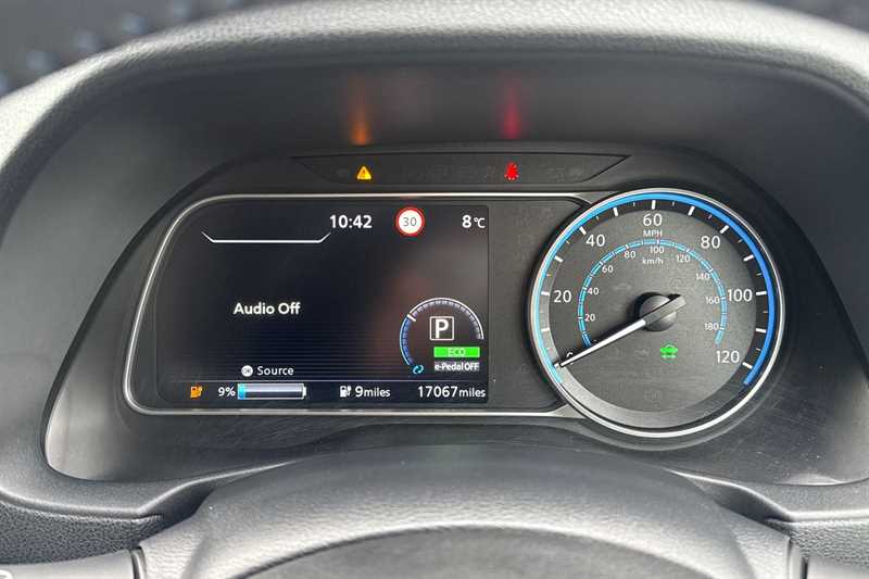 Used Nissan Leaf 2022 for sale - 77360750: Photo 14