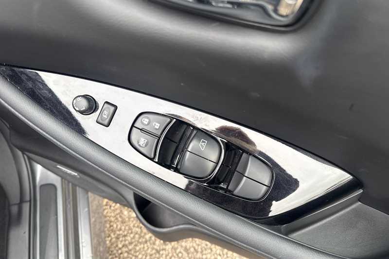 Used Nissan Leaf 2022 for sale - 77360750: Photo 18