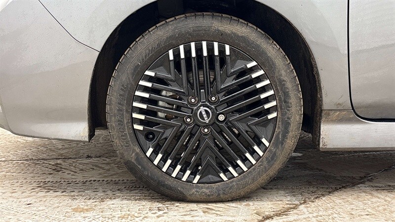 Used Nissan Leaf 2022 for sale - 77360750: Photo 8