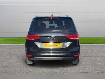 Used Volkswagen Touran 2022 for sale - 77614831: Photo