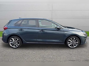 Used Hyundai i30 2023 for sale - 77414125: Photo