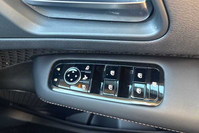 Used Nissan ARIYA 2025 for sale - 77600679: Photo 18