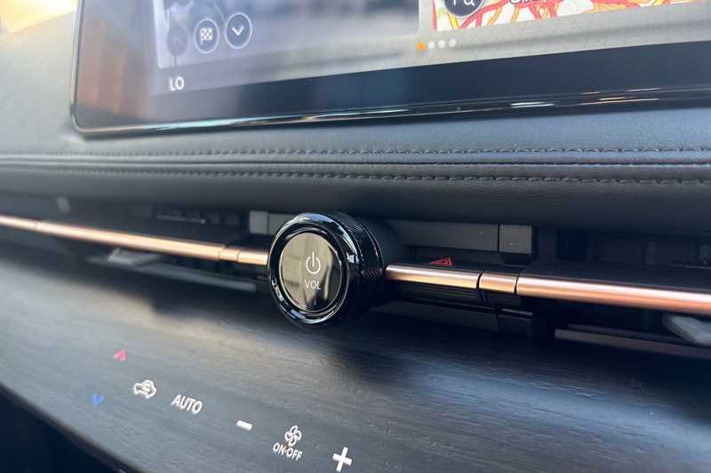 Used Nissan ARIYA 2025 for sale - 77600679: Photo 35