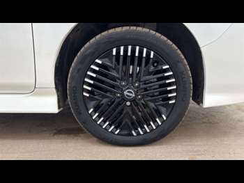 Used Nissan Leaf 2022 for sale - 75417277: Photo