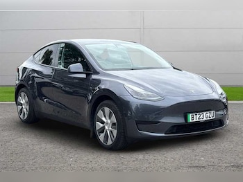 2023 - RWD 5DR AUTO