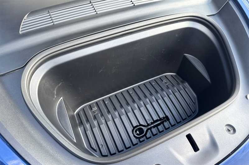 Used Tesla Model Y 2023 for sale - 76112528: Photo 25