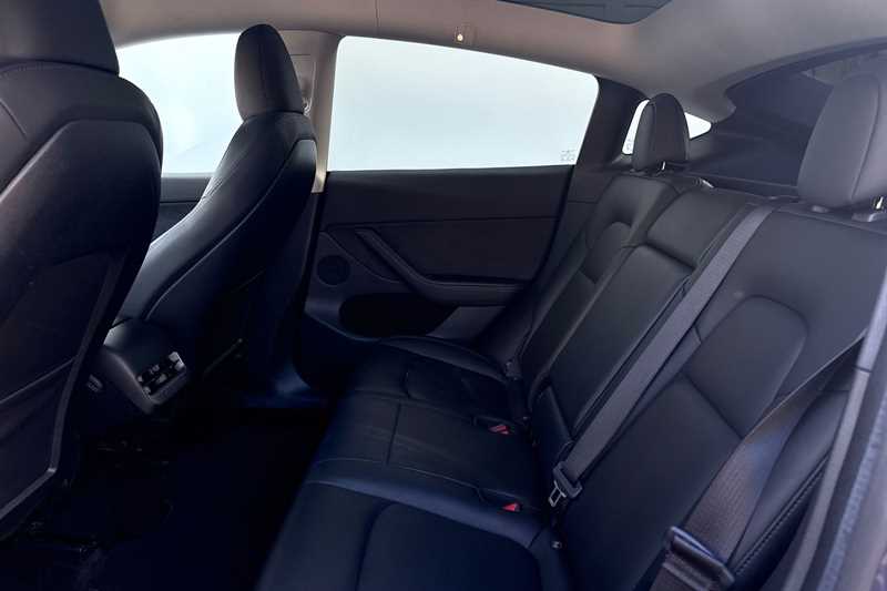 Used Tesla Model Y 2023 for sale - 76112528: Photo 33