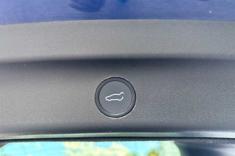 Used Tesla Model Y 2023 for sale - 76112528: Photo 36