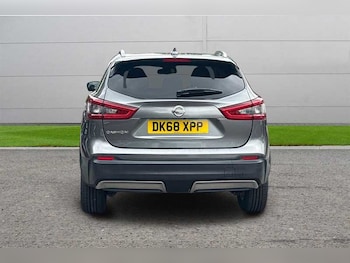 Used Nissan Qashqai 2018 for sale - 78786321: Photo