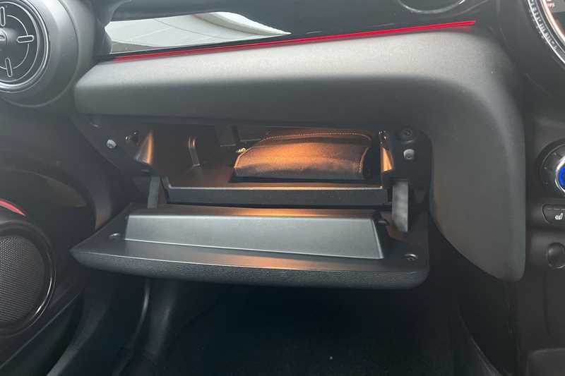 Used MINI Hatch 2021 for sale - 76760849: Photo 26