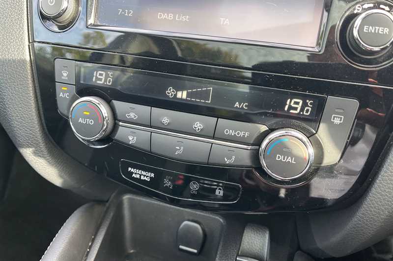 Used Nissan Qashqai 2017 for sale - 76062424: Photo 13