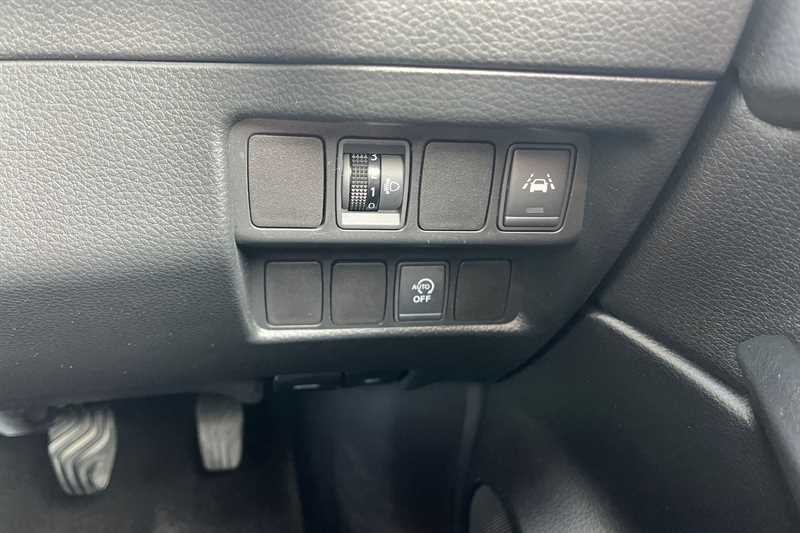 Used Nissan Qashqai 2017 for sale - 76062424: Photo 28