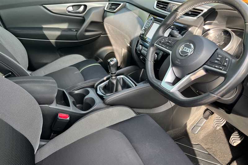 Used Nissan Qashqai 2017 for sale - 76062424: Photo 47