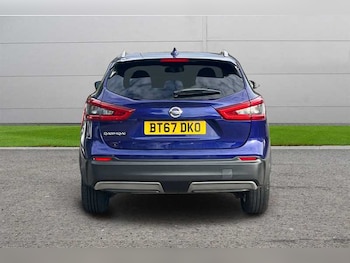 Used Nissan Qashqai 2017 for sale - 76062424: Photo