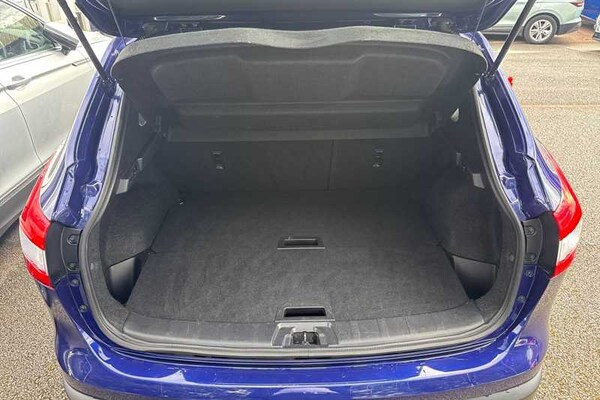 Used Nissan Qashqai 2017 for sale - 75679455: Photo 21
