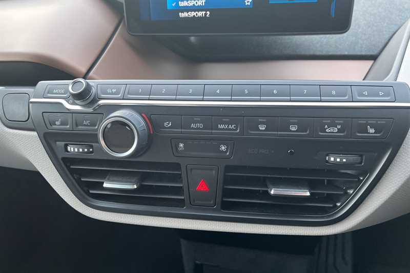 Used BMW i3 2020 for sale - 76928310: Photo 12