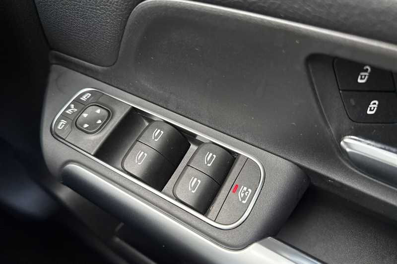 Used Mercedes-Benz GLA 2023 for sale - 77457971: Photo 18