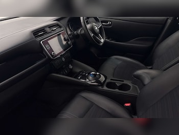 Used Nissan Leaf 2021 for sale - 77526388: Photo