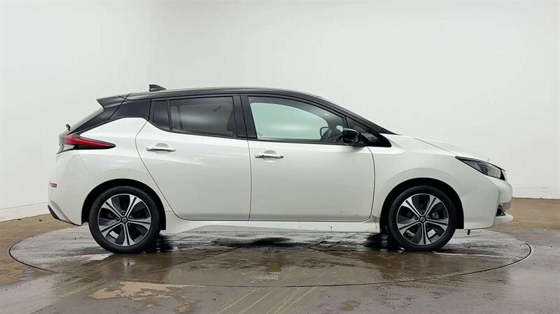 Used Nissan Leaf 2021 for sale - 77526388: Photo 6