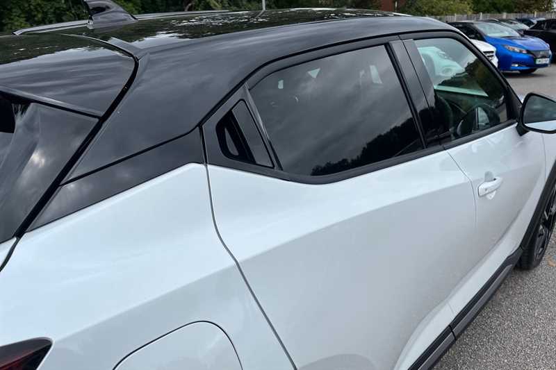 Vehicle 28