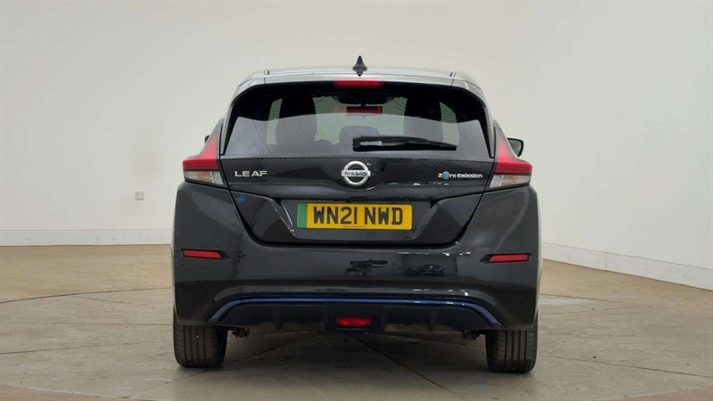 Used Nissan Leaf 2021 for sale - 76487610: Photo 5