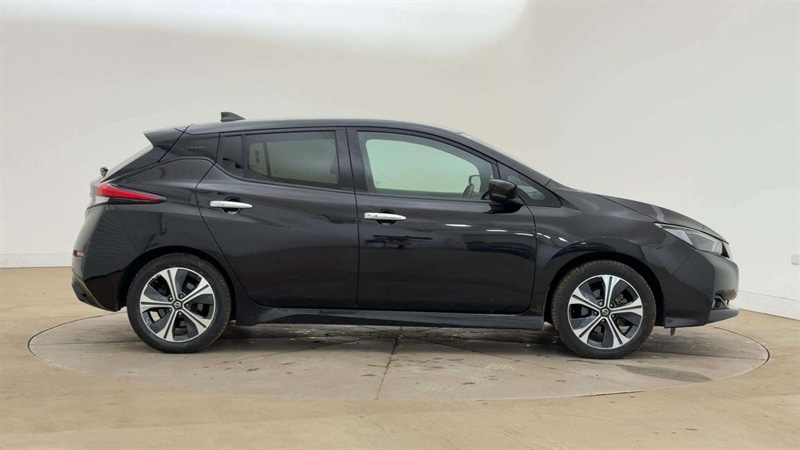 Used Nissan Leaf 2021 for sale - 76487610: Photo 6