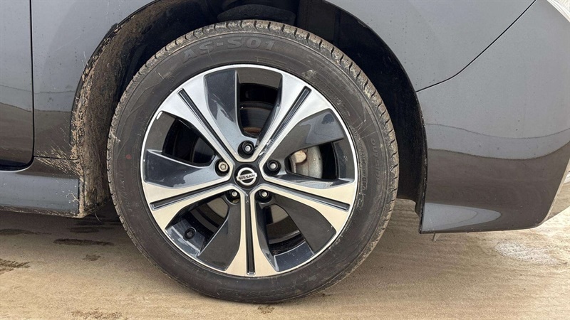 Used Nissan Leaf 2021 for sale - 76487610: Photo 8