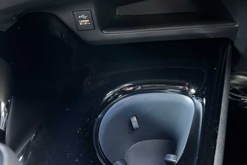 Used Toyota C-HR 2023 for sale - 76826938: Photo 25