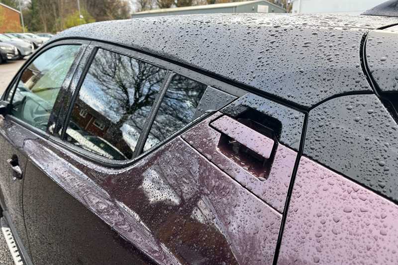 Used Toyota C-HR 2023 for sale - 76826938: Photo 41