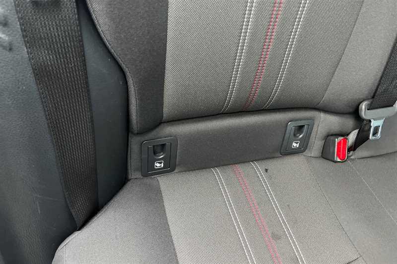 Used Toyota C-HR 2023 for sale - 76826938: Photo 44