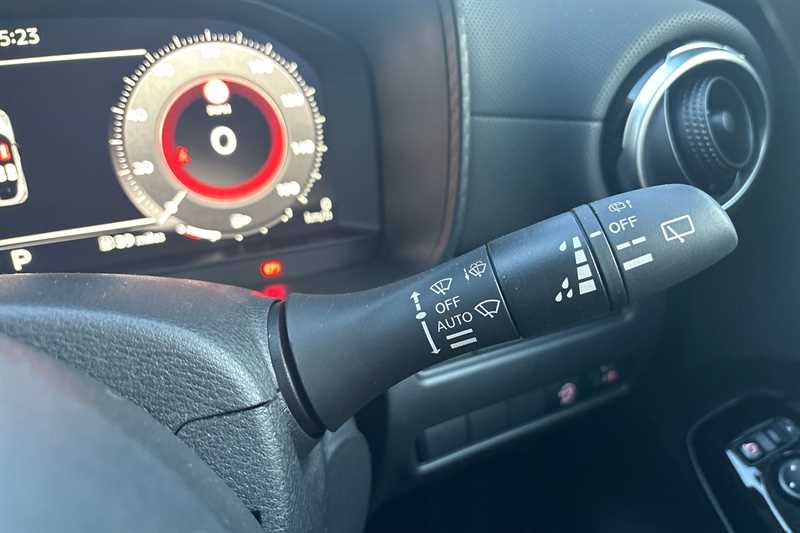 Used Nissan Juke 2024 for sale - 76804345: Photo 27