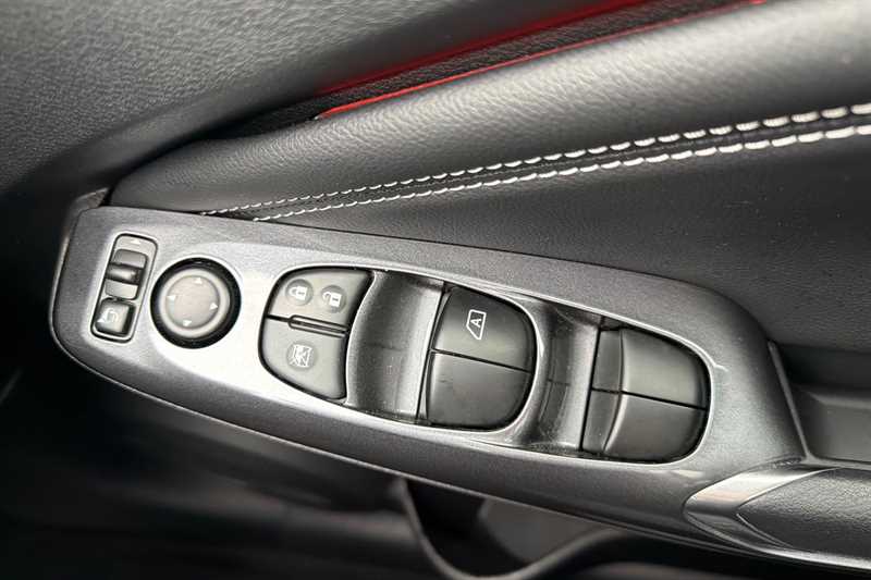 Used Nissan Juke 2023 for sale - 77600651: Photo 30