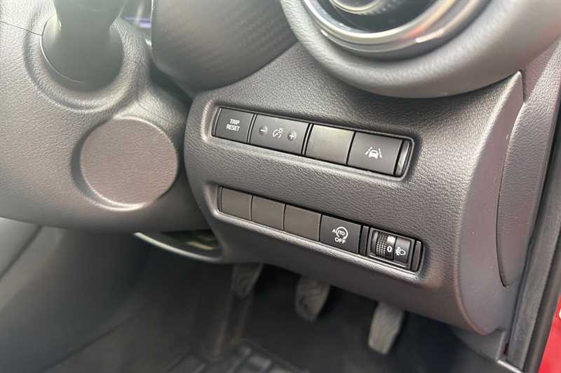 Used Nissan Juke 2021 for sale - 77971973: Photo 30
