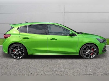Used Ford Focus 2023 for sale - 76251798: Photo 3